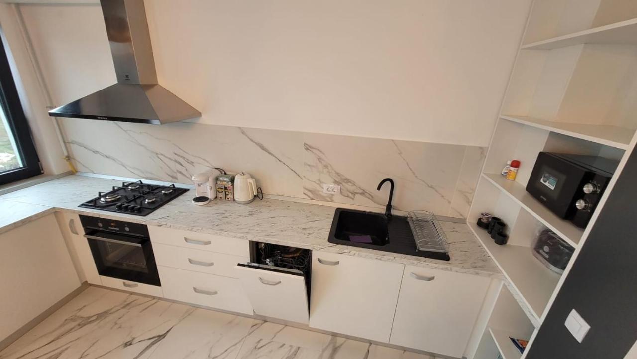 Magic Mirror Apartman Máréfalva Kültér fotó