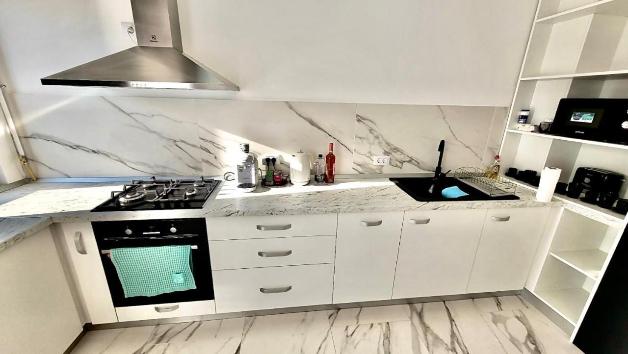 Magic Mirror Apartman Máréfalva Kültér fotó